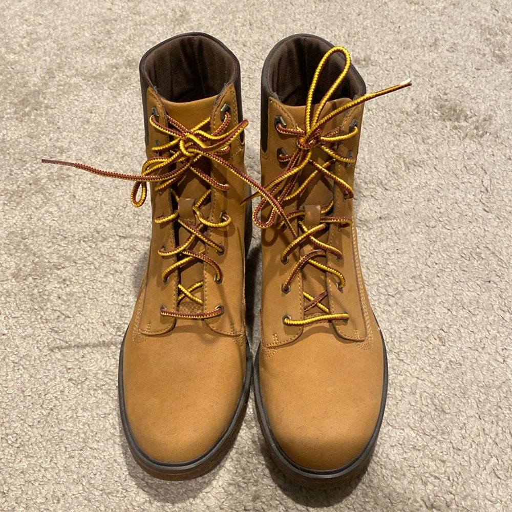 Timberland leather boots